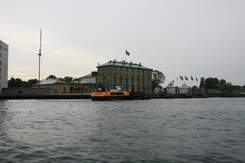 IMG_0054.jpg - Nordre Toldbod. De kongeliges del af havnen. -- Nordre Toldbod. The royal familys part of the harbour.